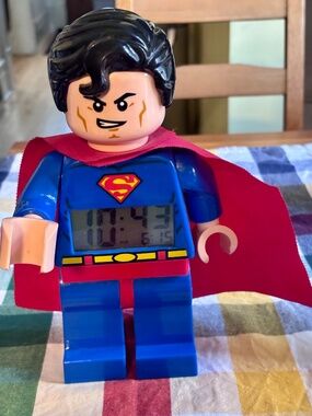 LEGO DC Super Heroes "SUPERMAN" Figure Alarm CLOCK. EXCELLENT condition.